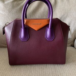 Givenchy Purse. In great condition used it once.